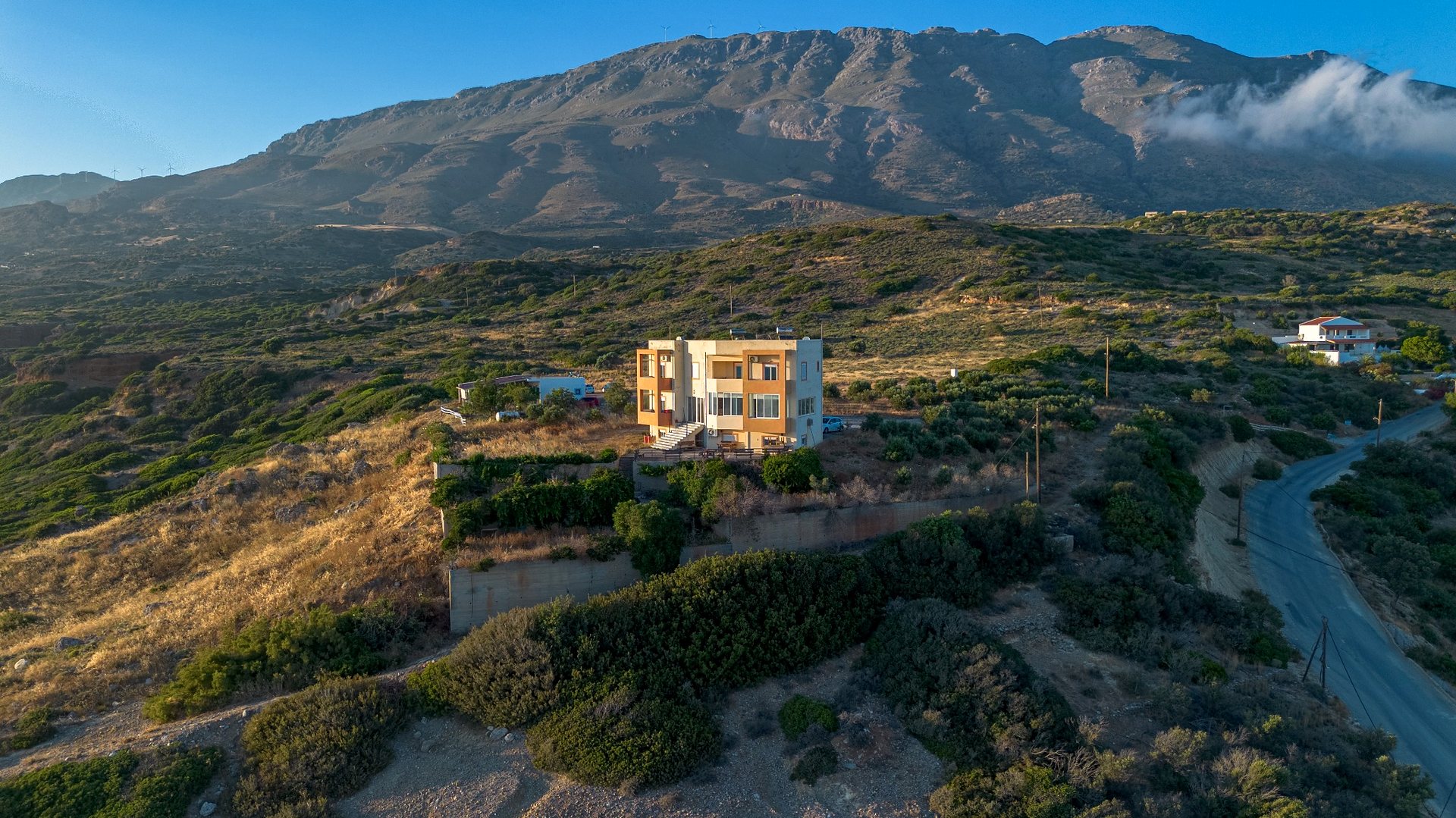 Haus in einer kretischen Berglandschaft